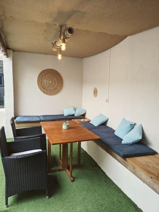 A 5Mn De La Reserve Africaine, Charmante Maison De Village Avec Patio Sigean Exteriér fotografie
